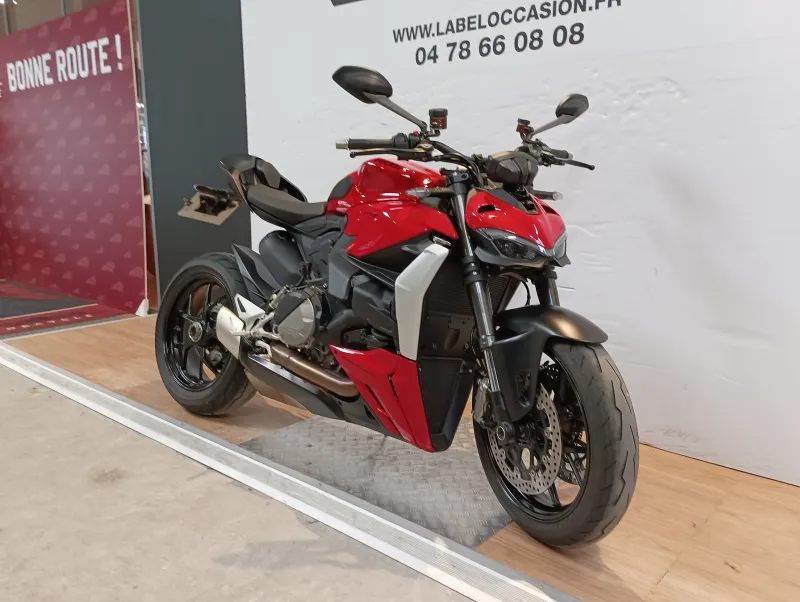 Image secondaire du véhicule 3