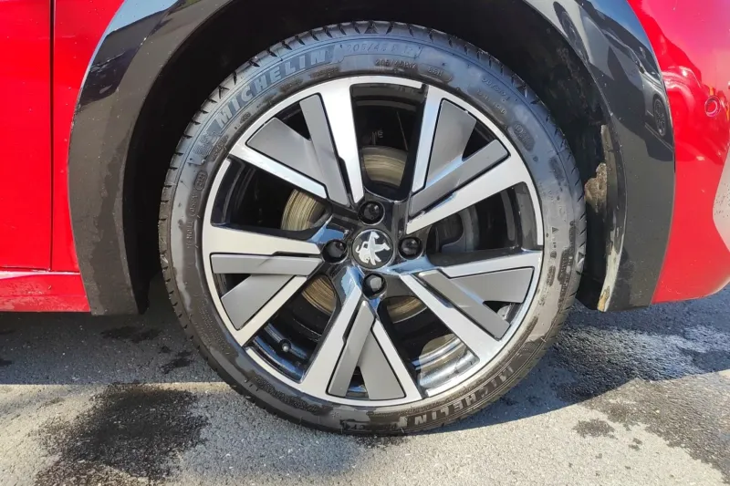 Image secondaire du véhicule 14