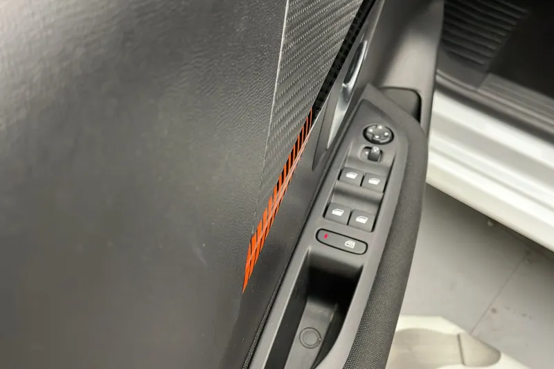 Image secondaire du véhicule 13