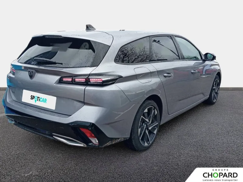 Image secondaire du véhicule 4