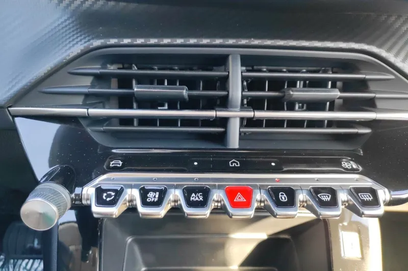 Image secondaire du véhicule 18