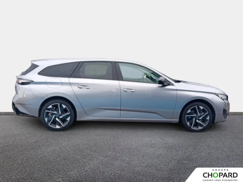 Image secondaire du véhicule 10