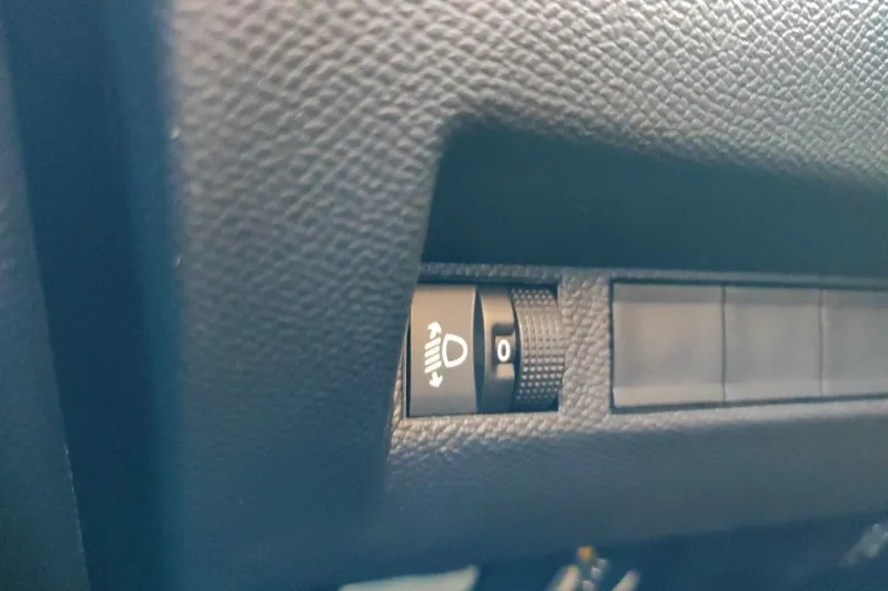 Image secondaire du véhicule 24