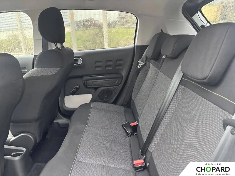 Image secondaire du véhicule 12