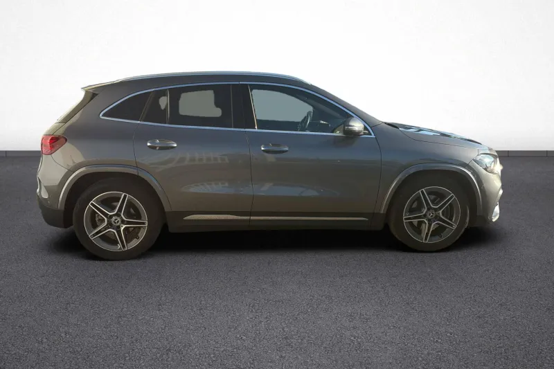 Image secondaire du véhicule 8