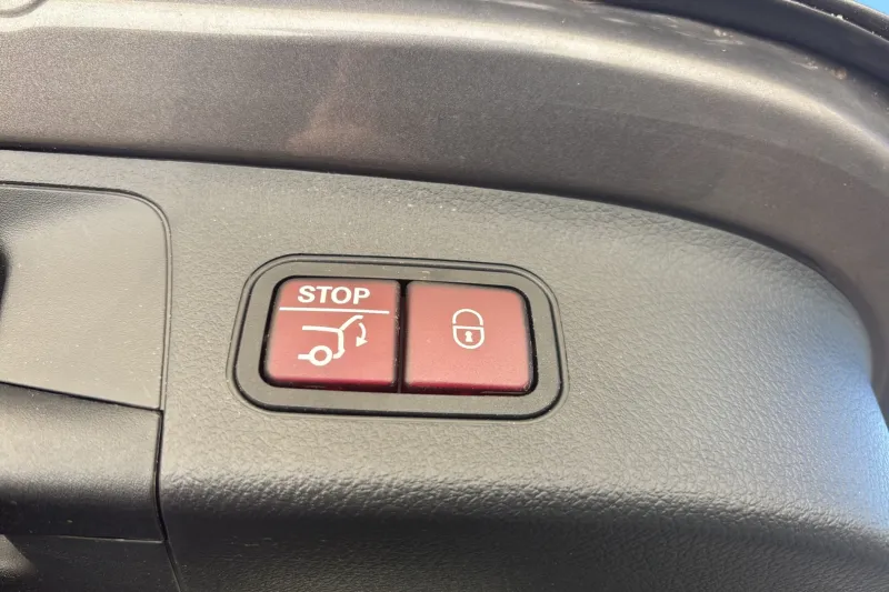 Image secondaire du véhicule 11