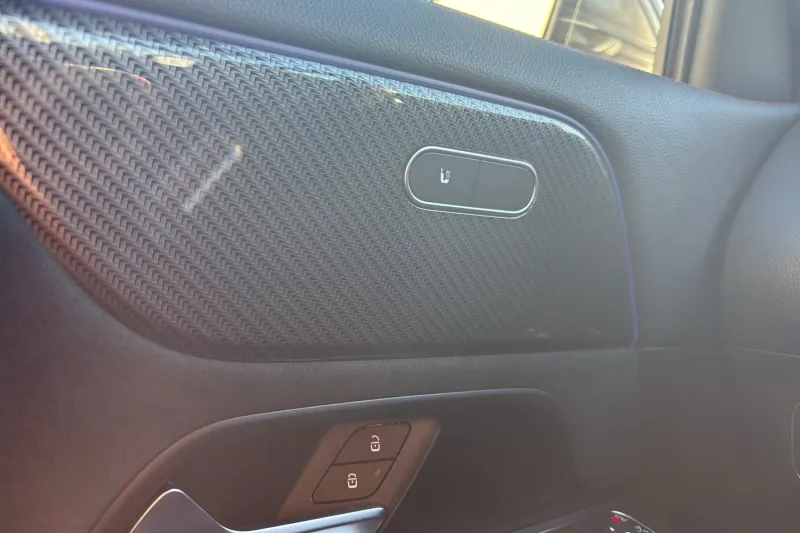 Image secondaire du véhicule 24