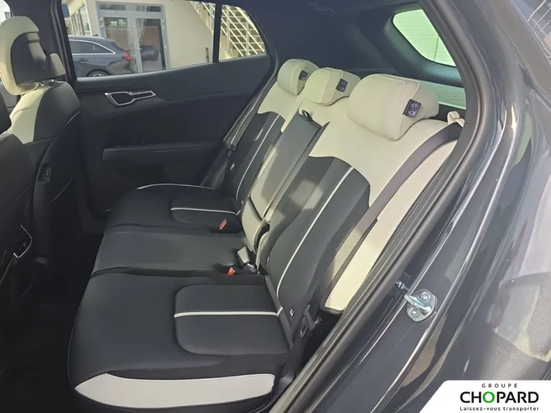 Image secondaire du véhicule 19