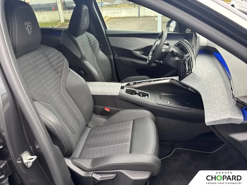 Image secondaire du véhicule 14