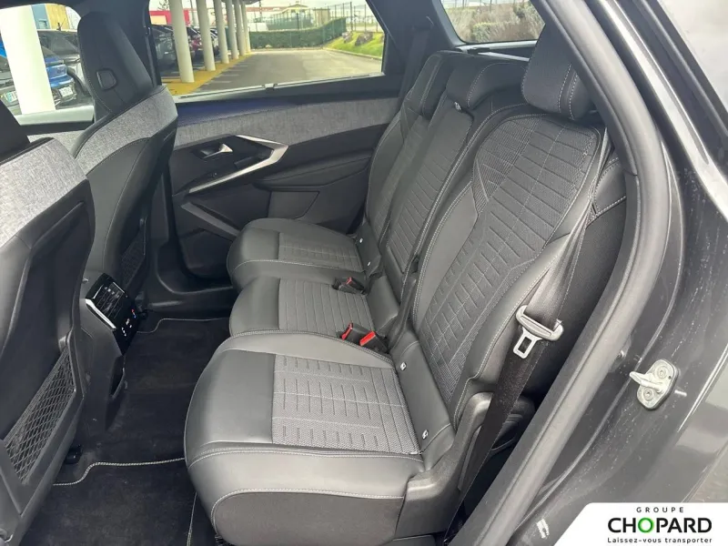 Image secondaire du véhicule 19