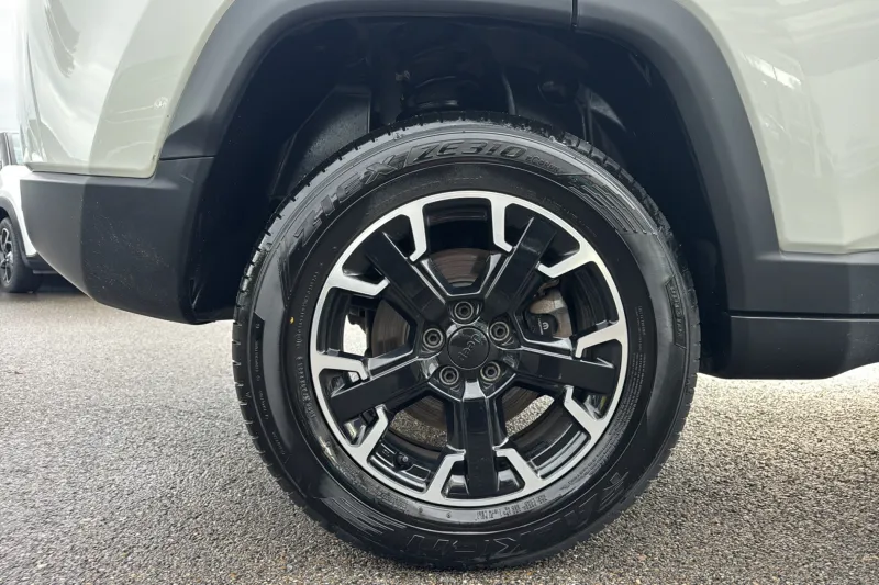 Image secondaire du véhicule 17