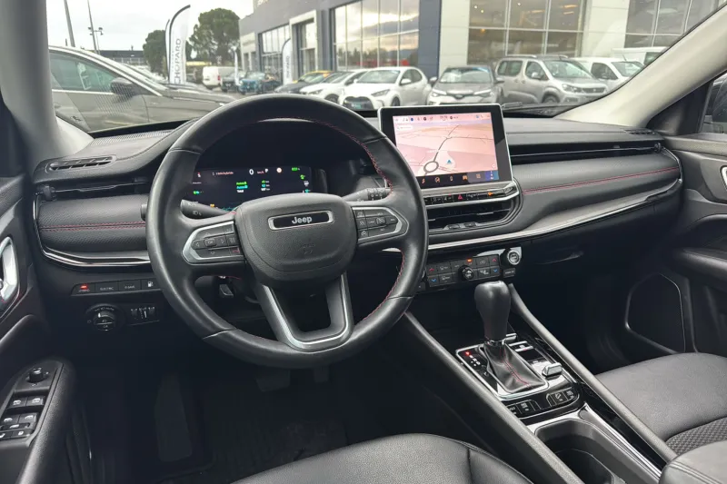 Image secondaire du véhicule 32