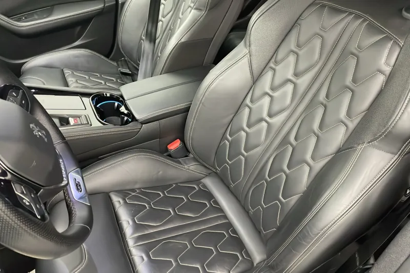 Image secondaire du véhicule 42