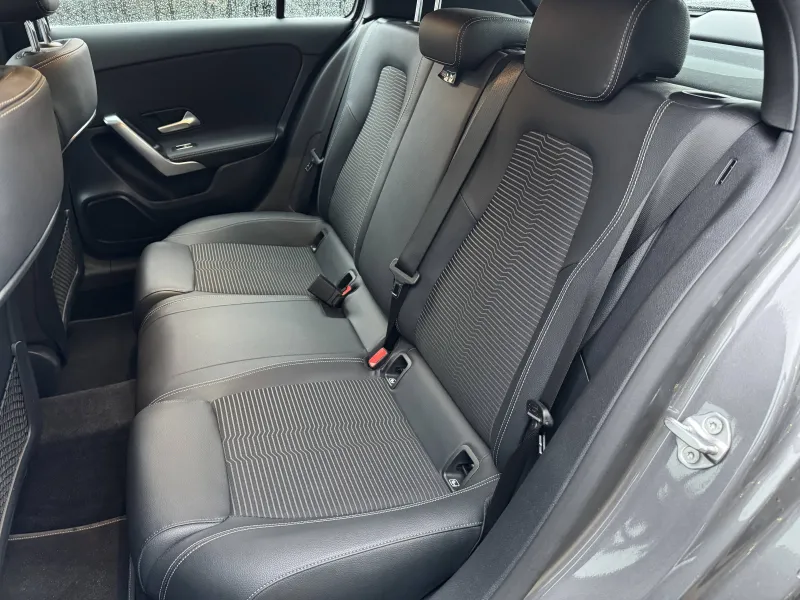 Image secondaire du véhicule 7