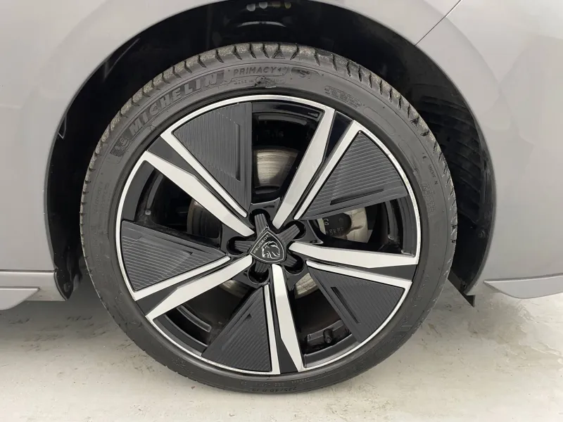 Image secondaire du véhicule 19