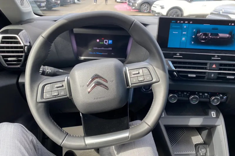 Image secondaire du véhicule 8