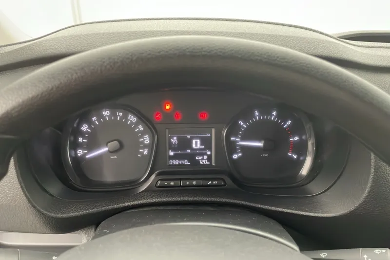 Image secondaire du véhicule 17