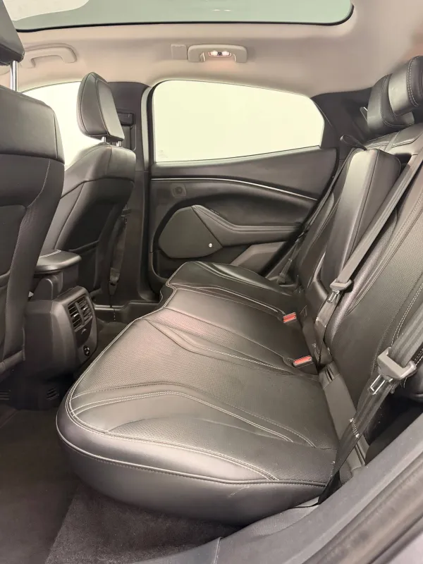 Image secondaire du véhicule 15