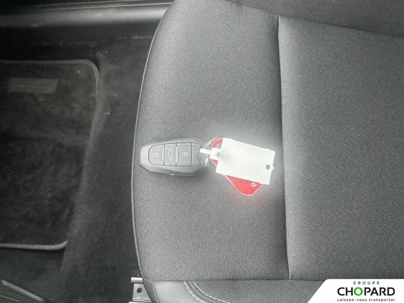 Image secondaire du véhicule 15