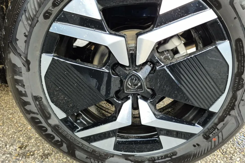 Image secondaire du véhicule 7