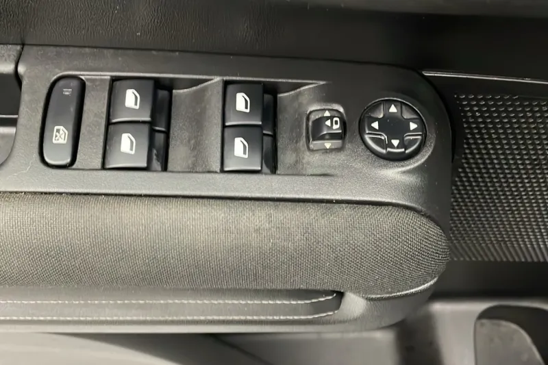 Image secondaire du véhicule 20