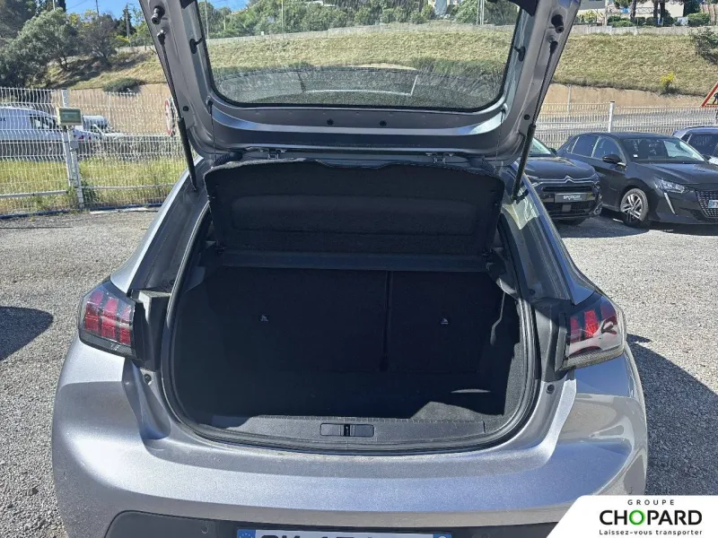 Image secondaire du véhicule 8