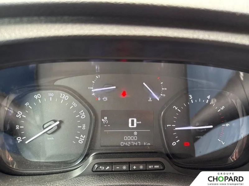 Image secondaire du véhicule 14