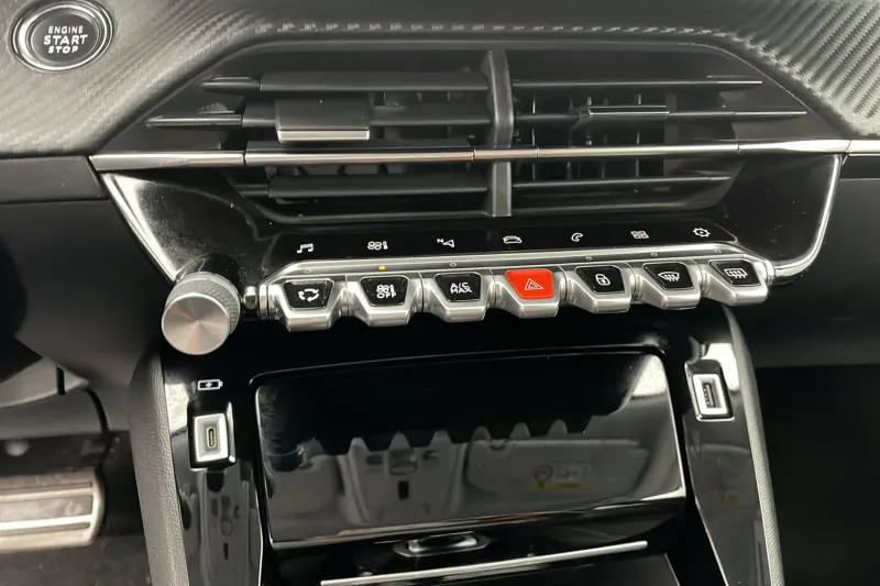 Image secondaire du véhicule 17