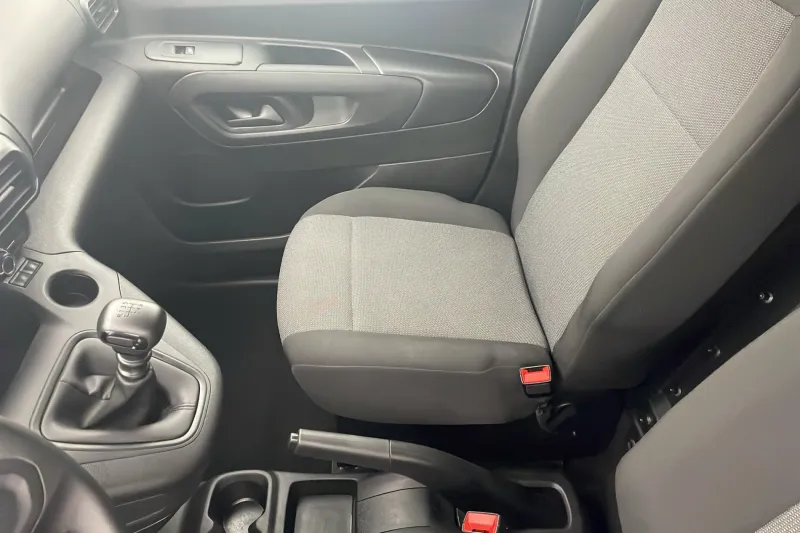 Image secondaire du véhicule 15