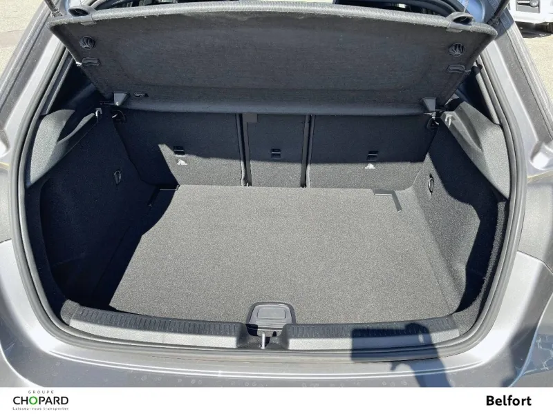 Image secondaire du véhicule 9