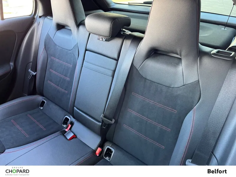 Image secondaire du véhicule 18