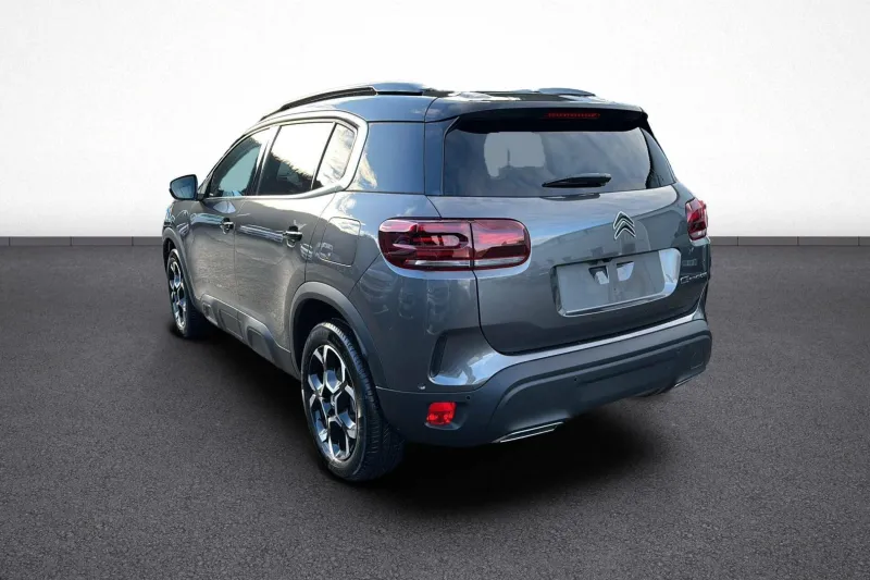 Image secondaire du véhicule 5