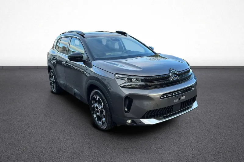 Image secondaire du véhicule 9