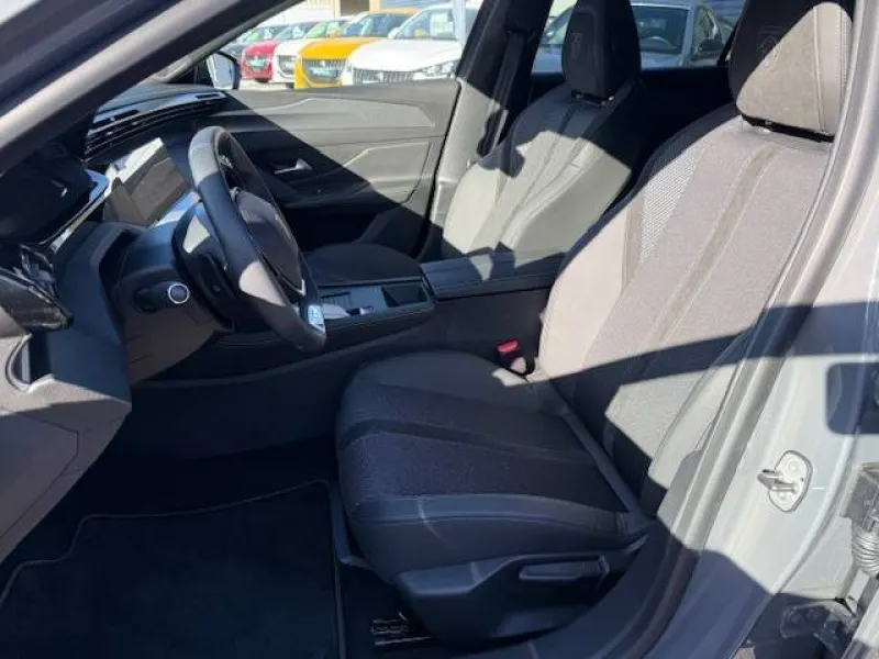 Image secondaire du véhicule 10