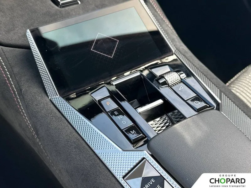 Image secondaire du véhicule 24