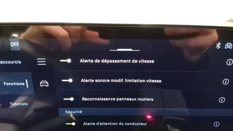 Image secondaire du véhicule 9