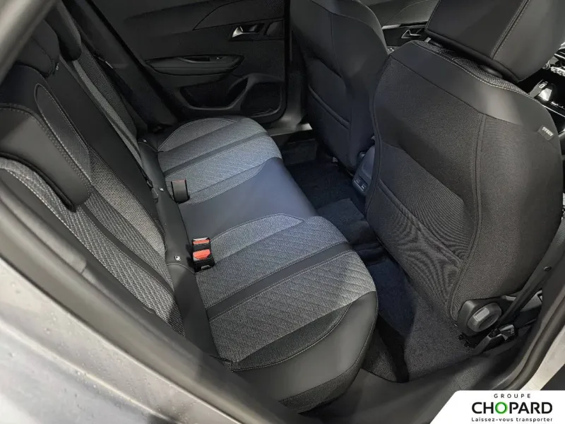 Image secondaire du véhicule 9