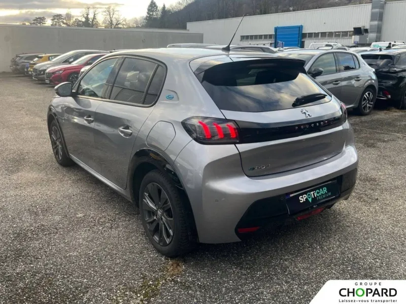 Image secondaire du véhicule 8