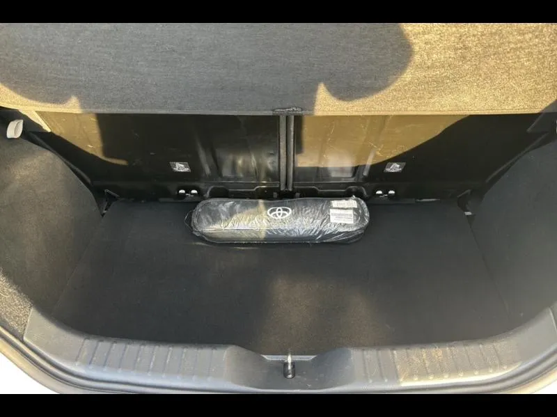 Image secondaire du véhicule 10