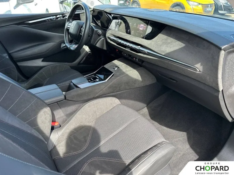 Image secondaire du véhicule 40