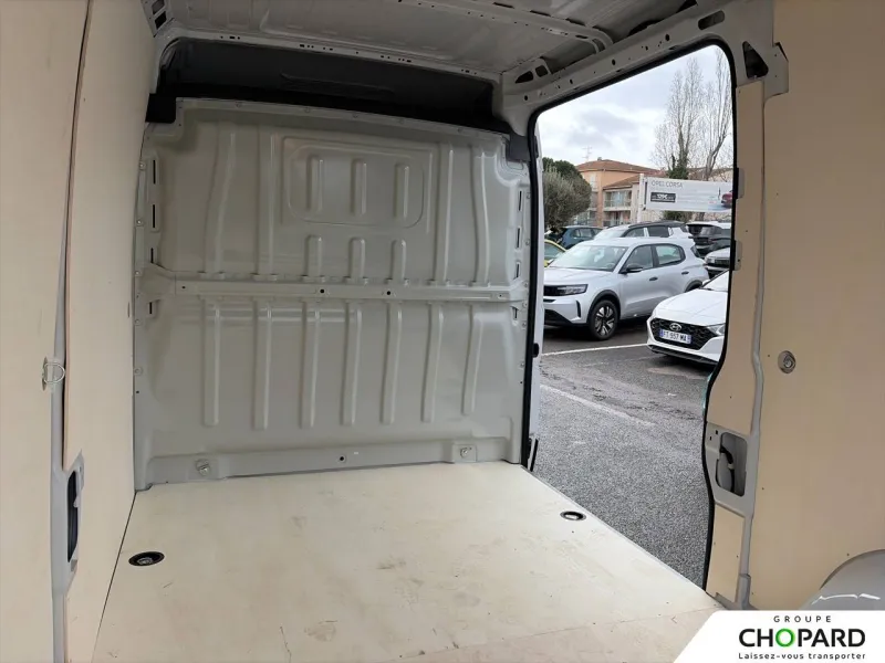 Image secondaire du véhicule 19