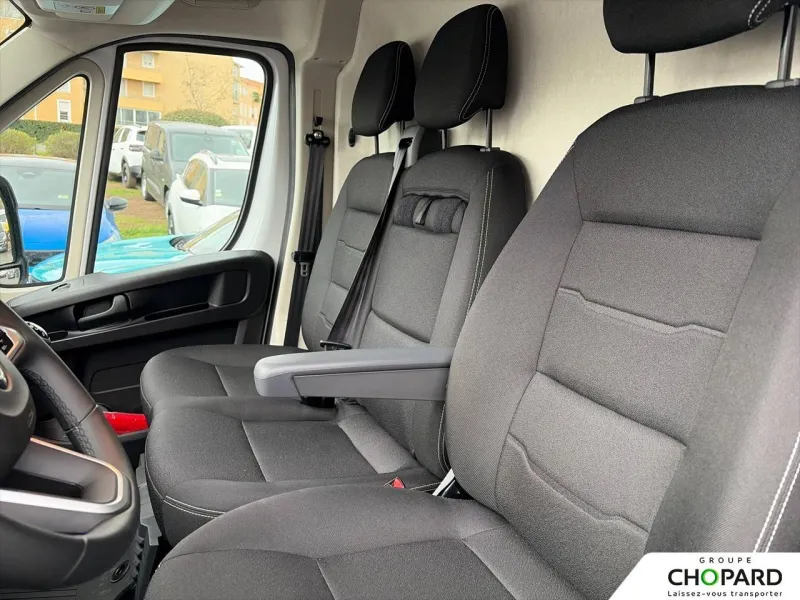 Image secondaire du véhicule 21