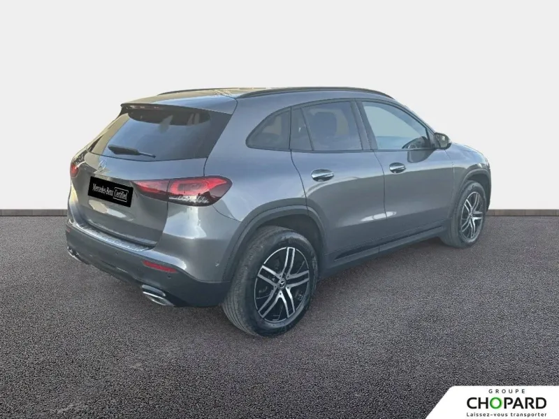 Image secondaire du véhicule 4