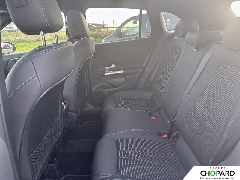 Image secondaire du véhicule 19