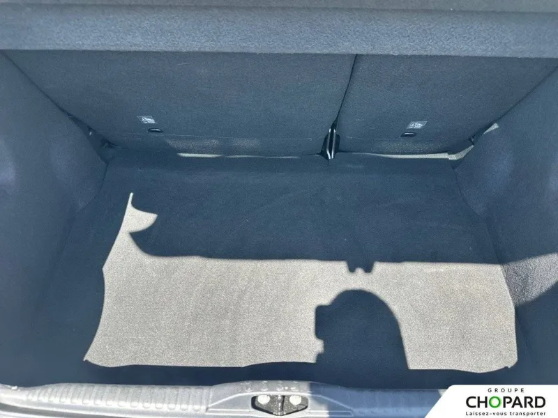 Image secondaire du véhicule 9