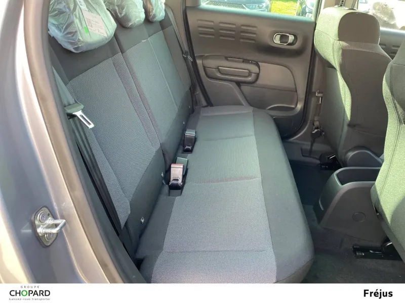 Image secondaire du véhicule 10