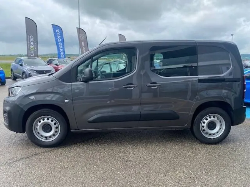 Image secondaire du véhicule 3