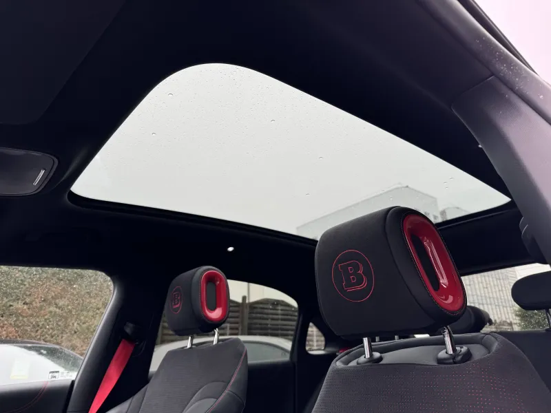 Image secondaire du véhicule 9