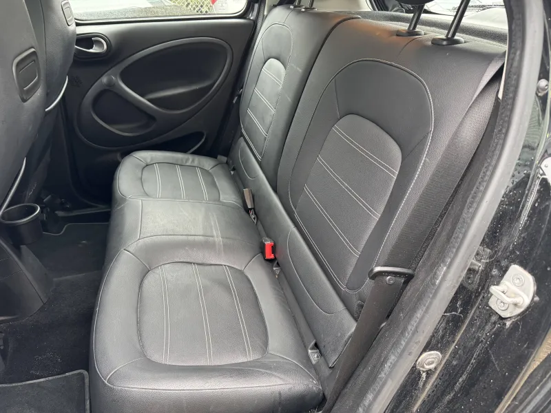 Image secondaire du véhicule 11