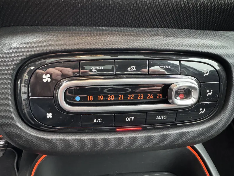 Image secondaire du véhicule 18